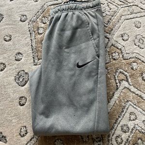 Nike Dry-Fit Jogger Sweats